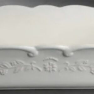 Corningware Traditions Embossed Off-White Ceramic 13" Lasagna Dish